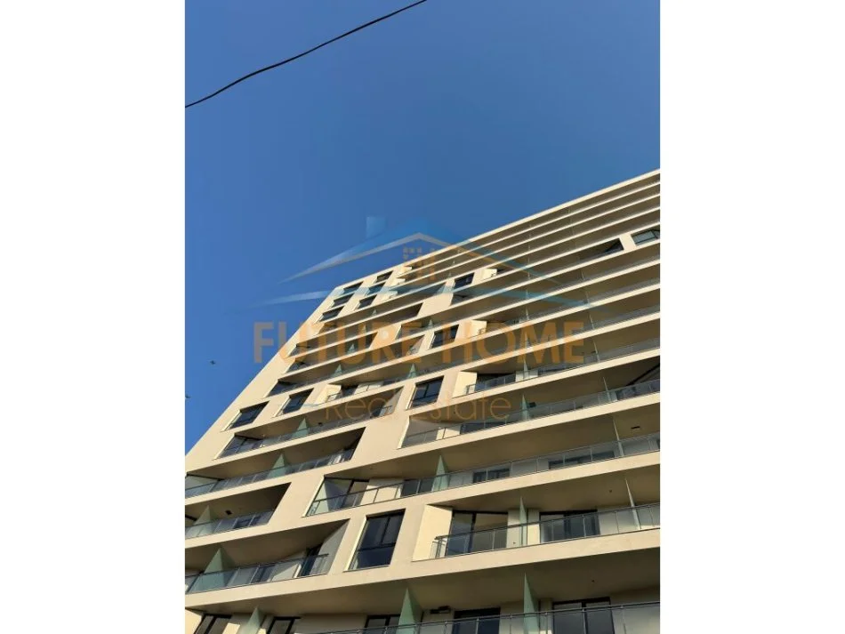 Tirane, shitet ambjent biznesi Kati 1, 171 m² 517.000 € (RRUGA MINE PEZA)