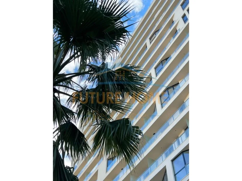 Tirane, shitet ambjent biznesi Kati 1, 171 m² 517.000 € (RRUGA MINE PEZA)