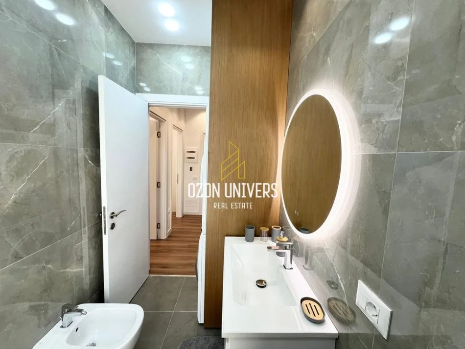 Tirane, jepet me qera apartament 1+1 Kati 9, 72 m² 750 € (Farmacia 10)