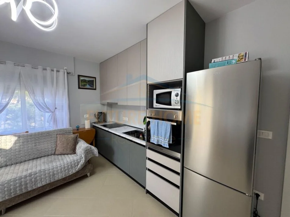 Durres, shitet garsonier 1+1+Ballkon Kati 3, 50 m² 75.000 € (garsionere)