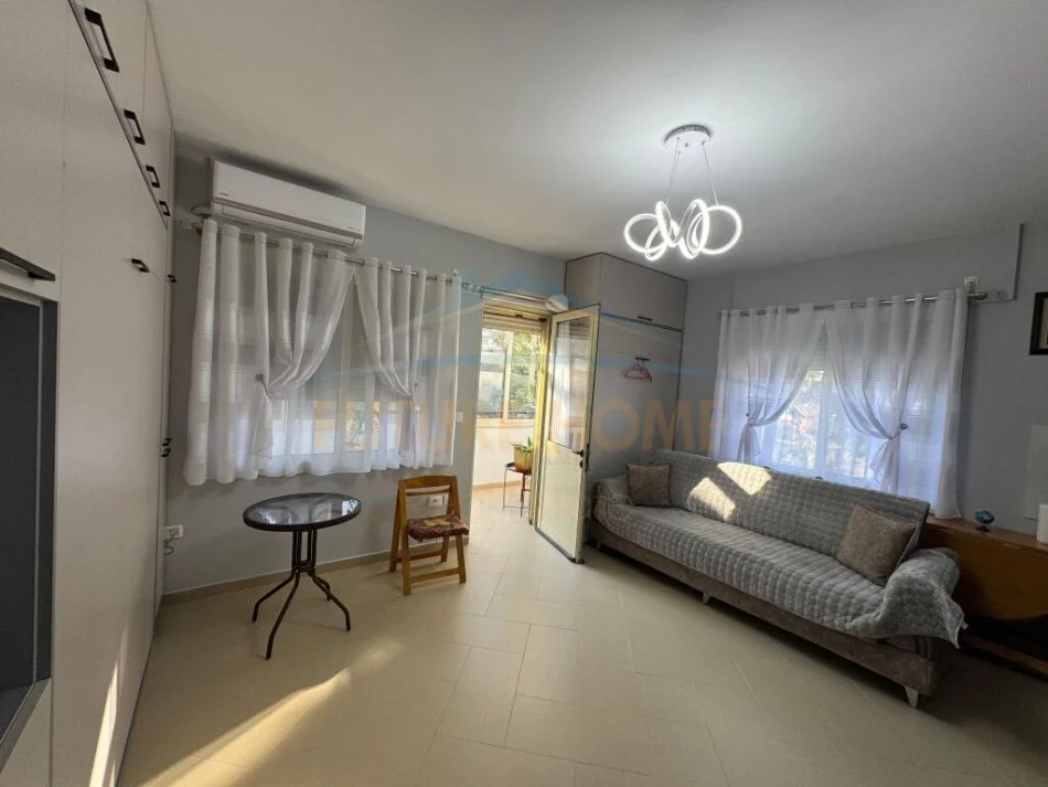 Durres, shitet garsonier 1+1 Kati 3, 50 m² 75.000 € (GOLEM)