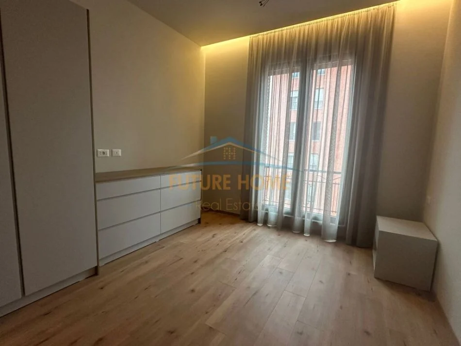 Tirane, jepet me qera apartament 2+1 Kati 5, 122 m² 1.200 € (kompleksi delijorgji)