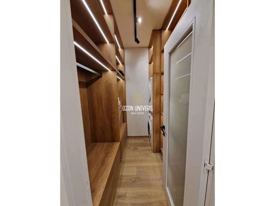 Tirane, jepet me qera apartament 2+1 Kati 2, 115 m² 1.200 € (Kopshti Botanik)