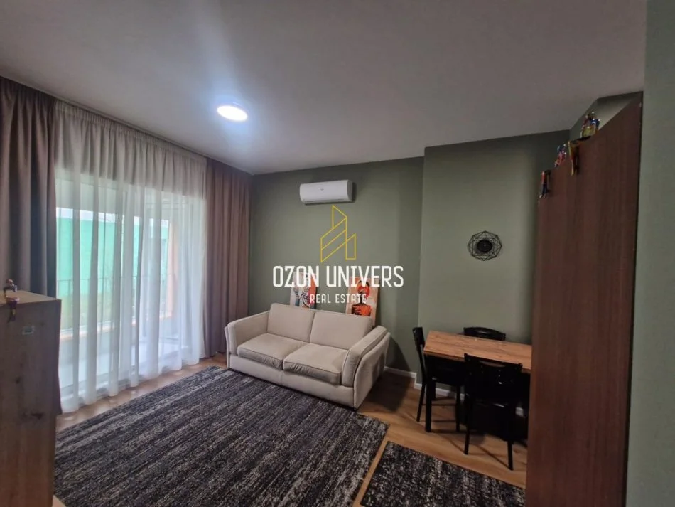 Tirane, jepet me qera apartament 1+1 Kati 1, 65 m² 400 € (Ali Demi)