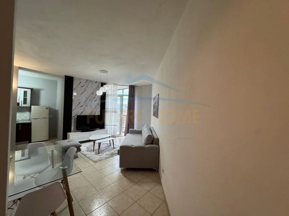 Durres, shitet apartament 1+1+Ballkon Kati 7, 65 m² 75.000 € (plazh hekurudha)