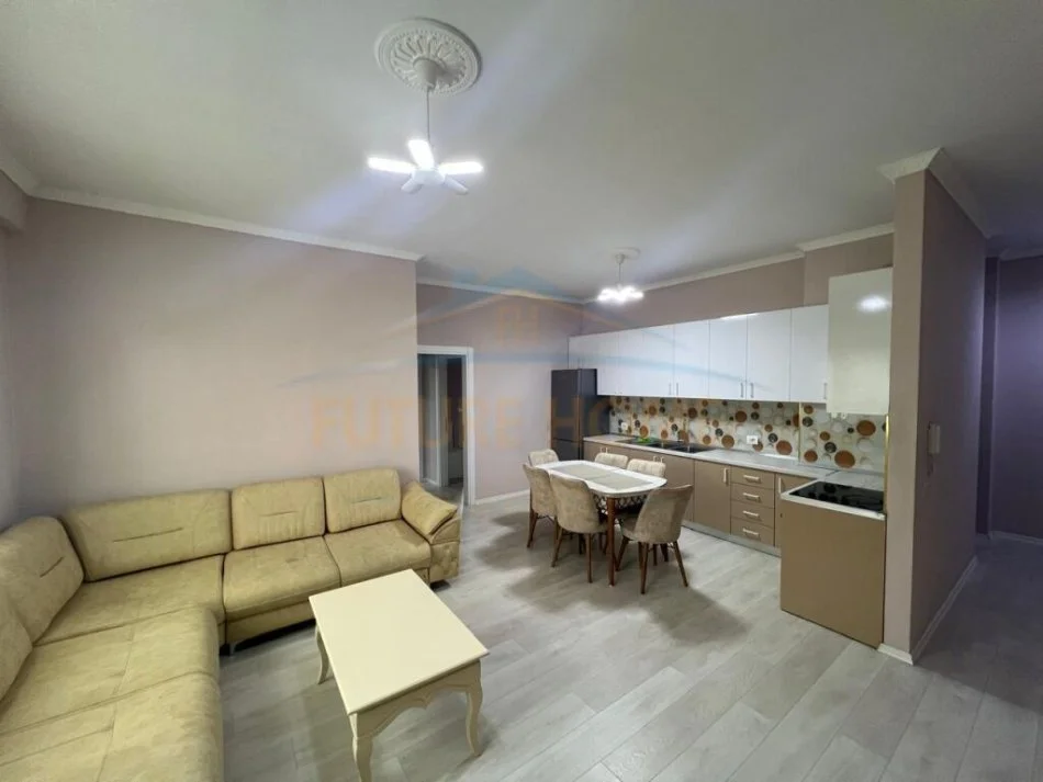 Tirane, shitet apartament 2+1 Kati 2, 103 m² 193.000 € (porcelan)