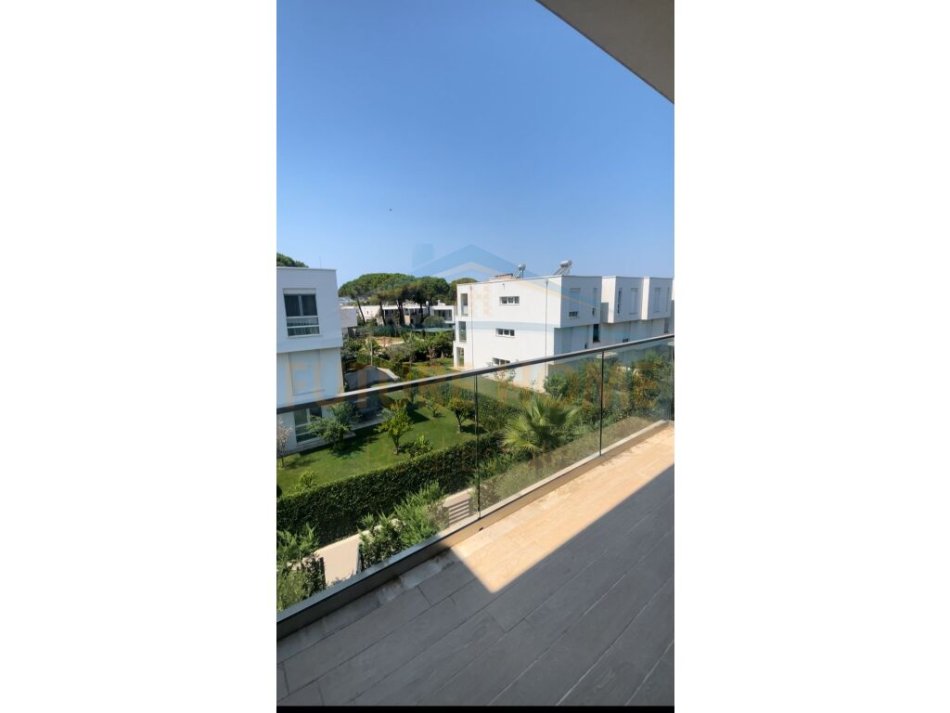 Durres, shitet apartament 1+1+Ballkon , 73 m² 205.000 € 
