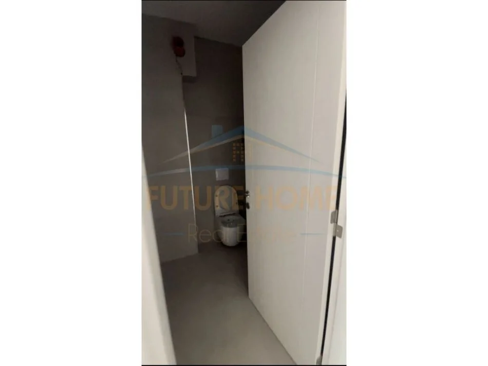 Gjiri Lalezit | Hamallaj, shitet apartament 1+1+Ballkon Kati 2, 72 m² 205.000 € (gjiri i lalezit)