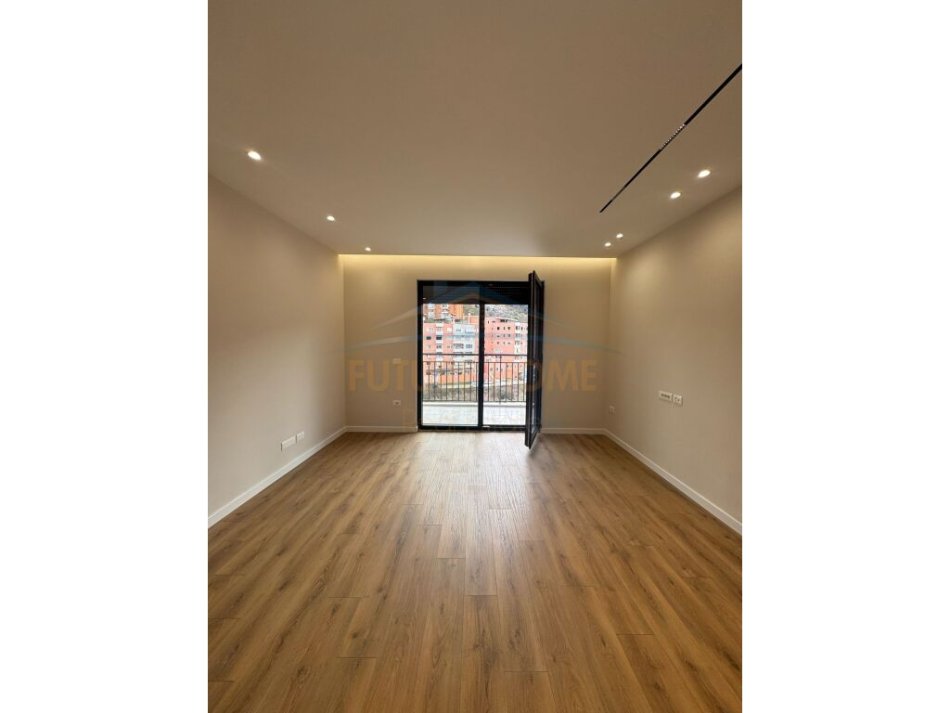 Tirane, shitet apartament 2+1 Kati 2, 96 m² 230.000 € (Kodra e Diellit)