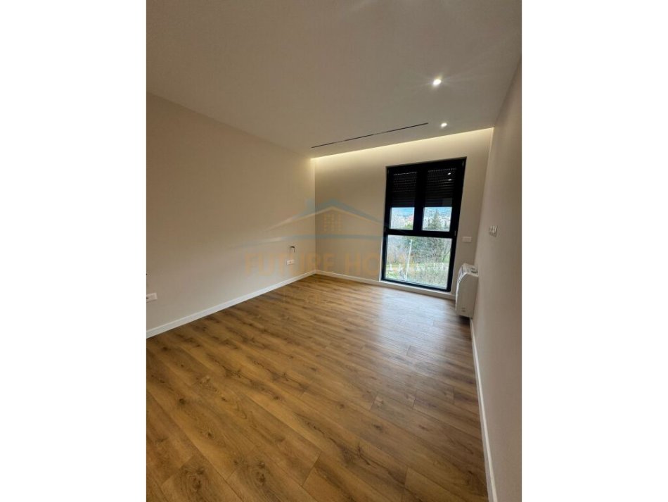 Tirane, shitet apartament 2+1 Kati 2, 96 m² 230.000 € (Kodra e Diellit)