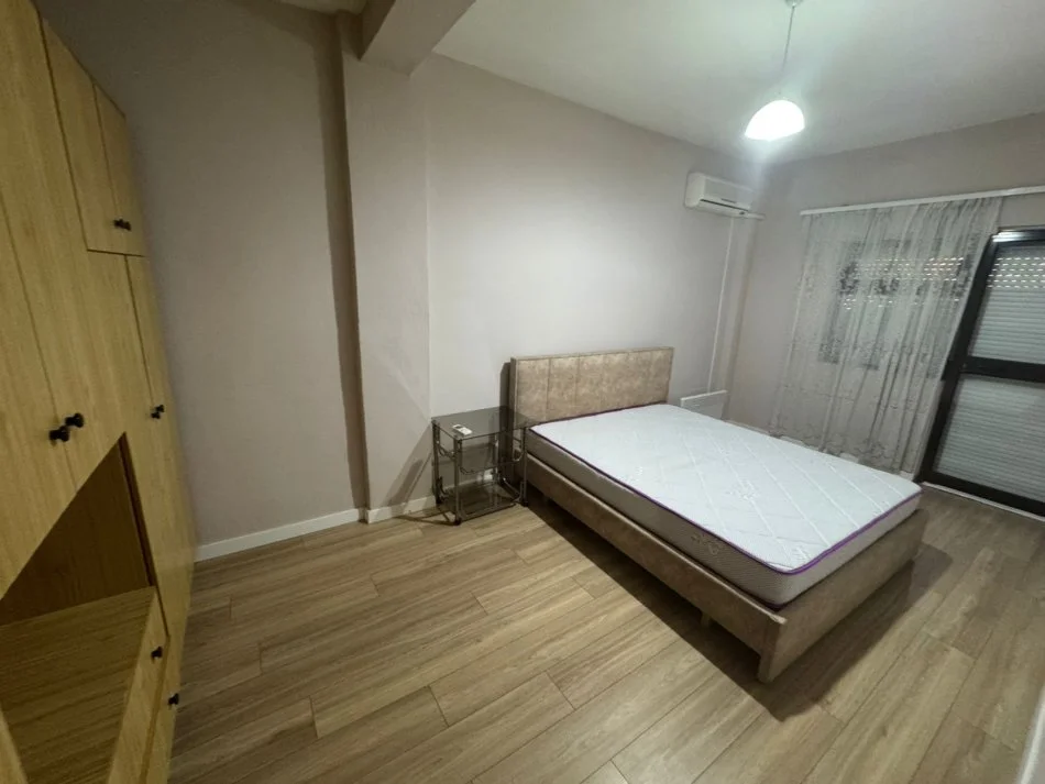 Apartament 2+1 me qera ne Myslym Shyr (600 Euro)