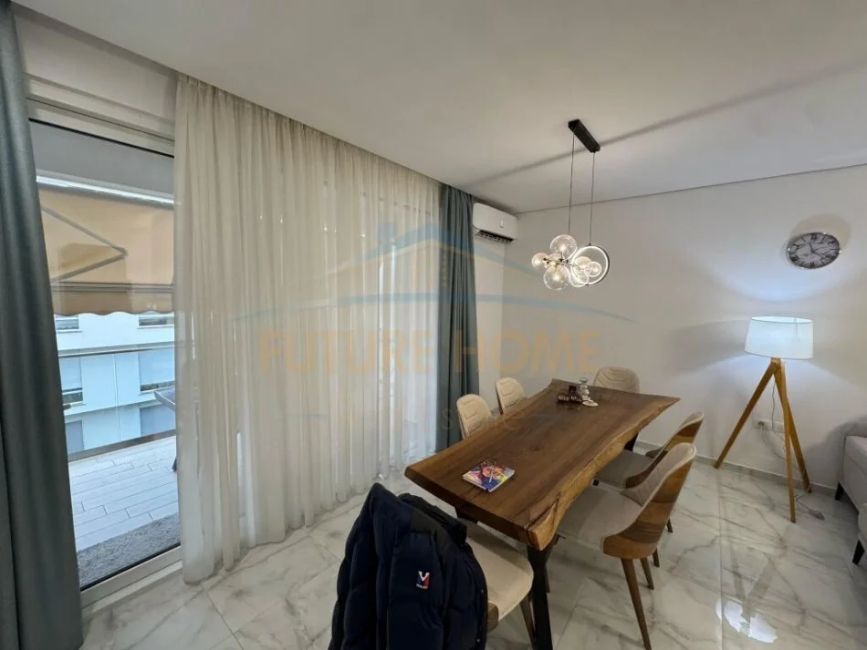 Durres, shitet apartament 2+1+Ballkon Kati 2, 105 m² 280.000 € (san pietro gjiri i lalezit)