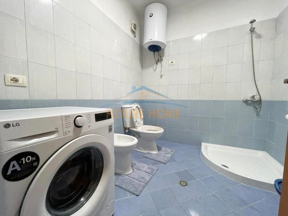 0683487469  Tirane, jepet me qera apartament 2+1+Ballkon Kati 4, 110 m² 500 € (UNAZA E RE)