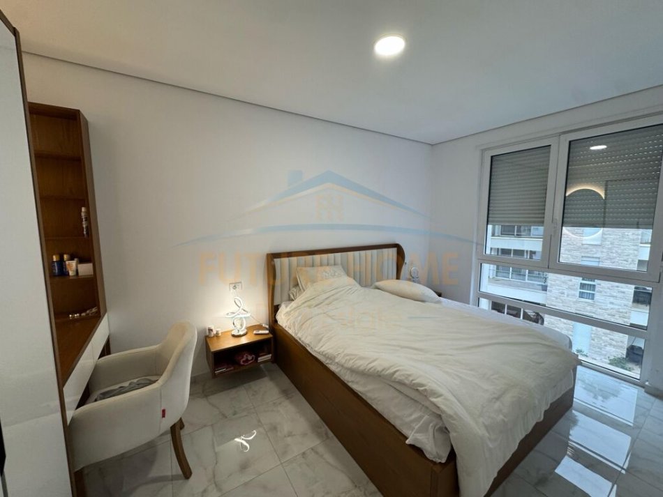 Durres, shitet apartament 2+1+Ballkon Kati 2, 106 m² 