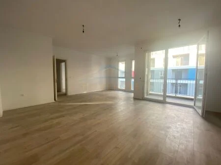 Tirane, shitet apartament 2+1+Post Parkimi Kati 6, 104 m² 128000 € (Univers City, QTU. AREA49268)