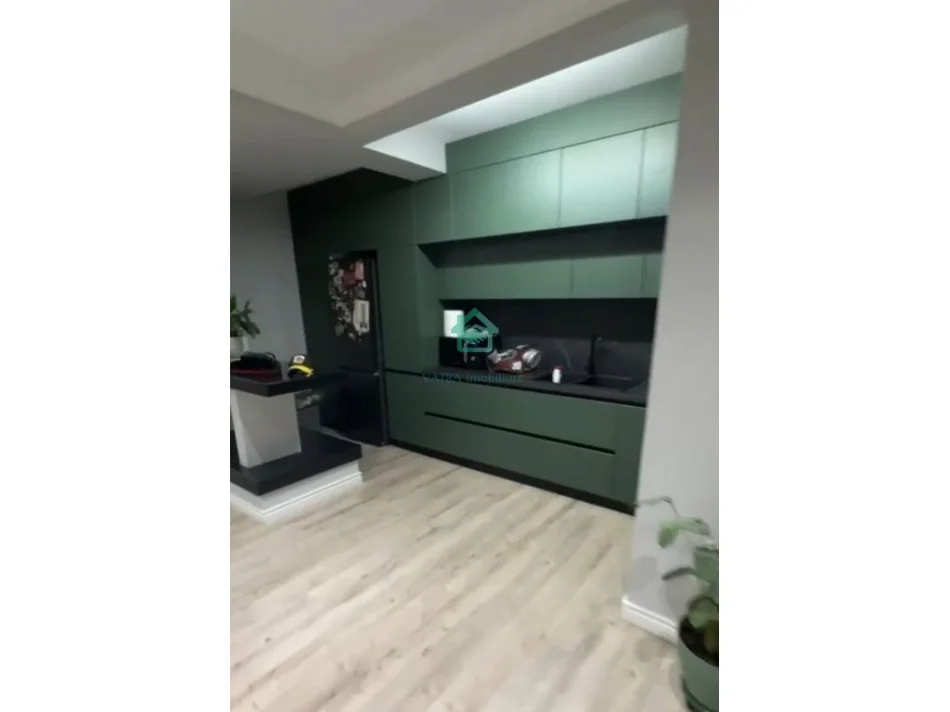 Tirane, shitet apartament 2+1 Kati 7, 130 m² 165.000 € 