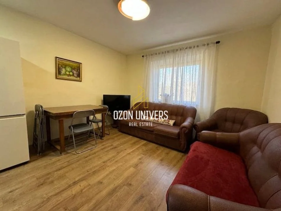 Tirane, jepet me qera apartament 2+1 Kati 2, 70 m² 600 € (Rruga E Elbasanit)