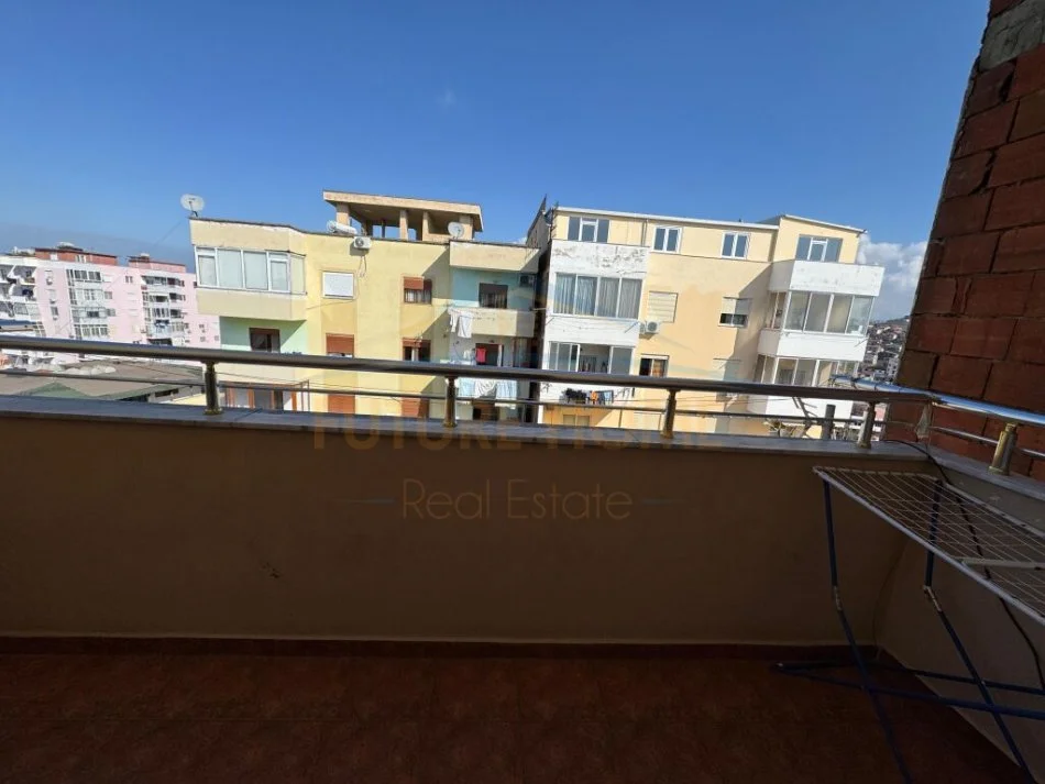 Durres, shitet apartament 1+1+Ballkon Kati 9, 65 m² 75.000 € (plazh iliria)