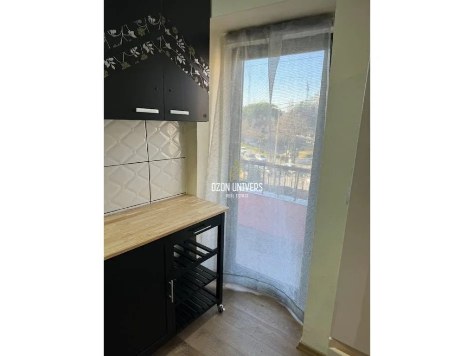 Tirane, jepet me qera apartament 2+1 Kati 2, 70 m² 600 € (Rruga E Elbasanit)