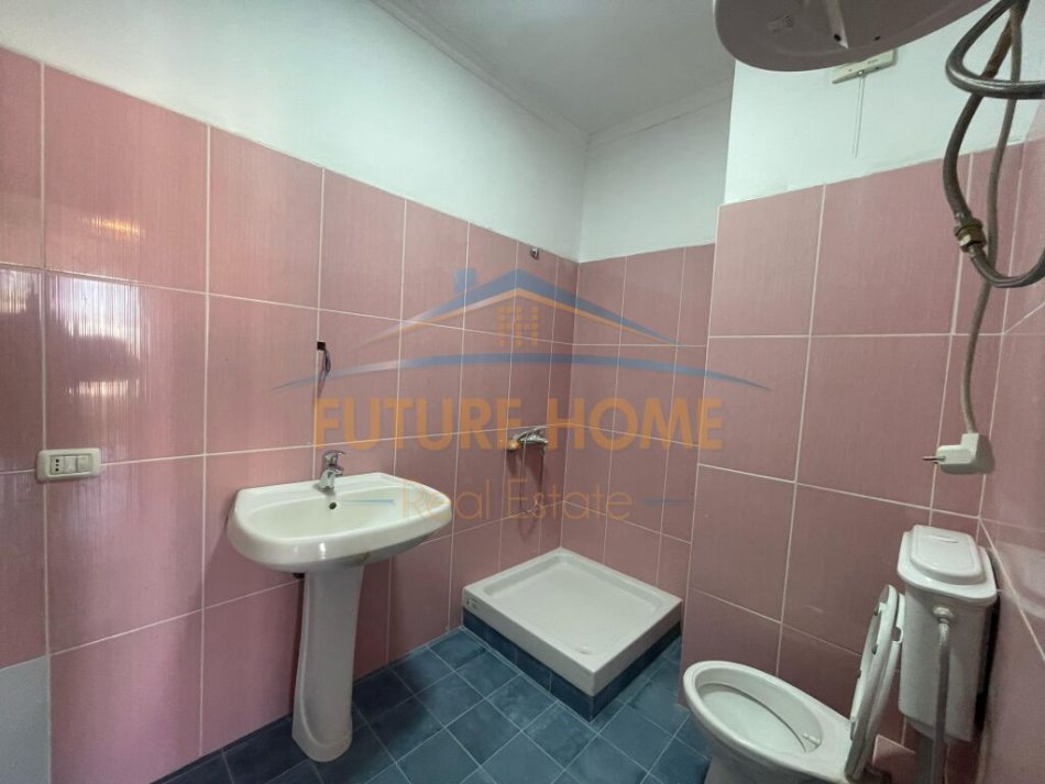 Tirane, shitet apartament 1+1+Aneks+Ballkon Kati 9, 62 m² 78.900 € (Unaza e Re)