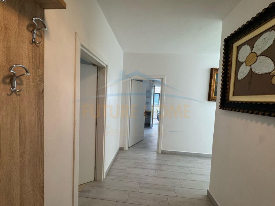 Durres, shitet apartament 2+1 Kati 3, 74 m² 