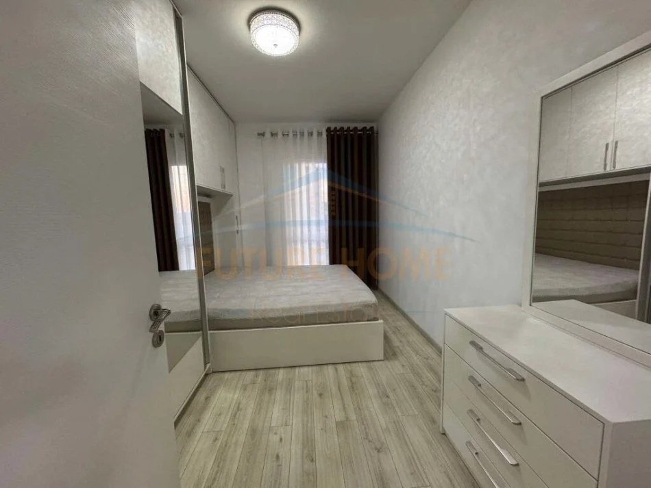 Tirane, shitet apartament 2+1 Kati 5, 88 m² 248.000 € (Zogu i Zi)