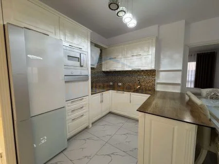 Tirane, shitet apartament 2+1 Kati 5, 88 m² 248.000 € (zogu i zi)