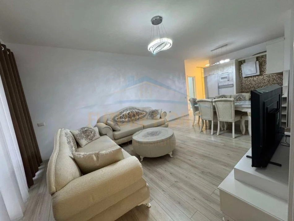 Tirane, shitet apartament 2+1 Kati 5, 88 m² 248.000 € (Zogu i Zi)