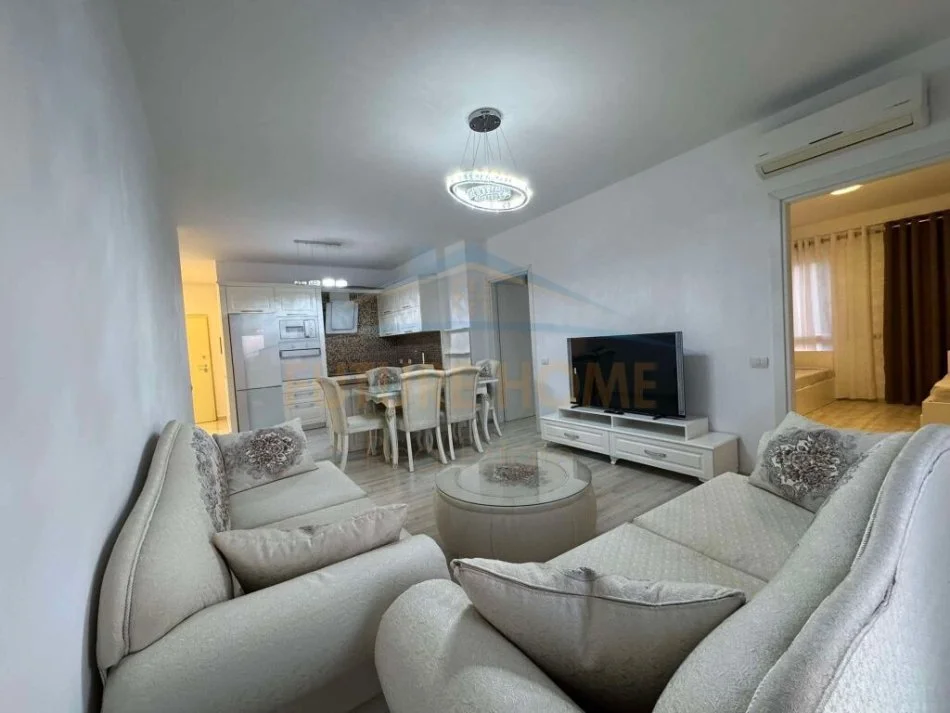 Tirane, shitet apartament 2+1 Kati 5, 88 m² 248.000 € (Zogu i Zi)