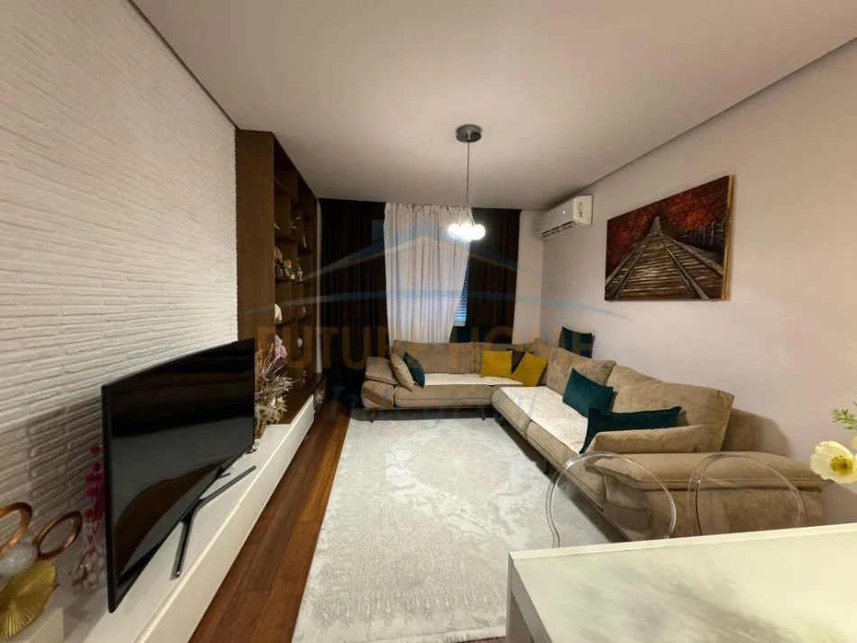 Tirane, shitet apartament 2+1 Kati 3, 74 m² 210.000 € (SELVIA)  AL49761