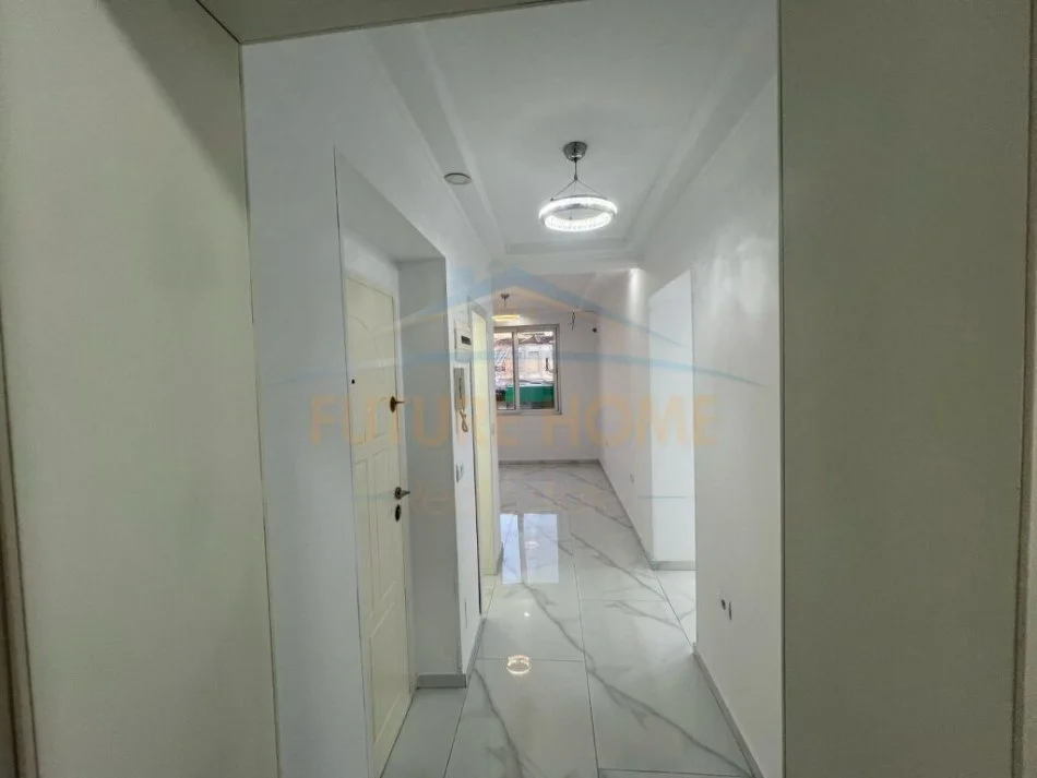 Tirane, shitet apartament 1+1 Kati 2, 48 m² 145.000 € (Rruga e Dibres)