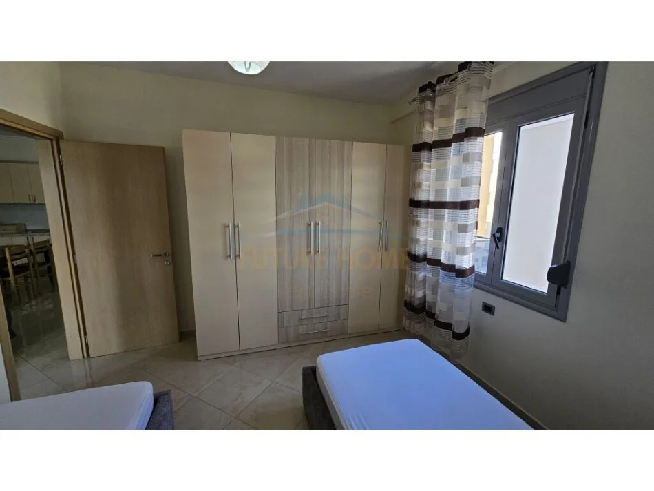 Vlore, jepet me qera apartament 2+1 Kati 5, 110 m² 500 € (Te Fibank Skele) rv49845
