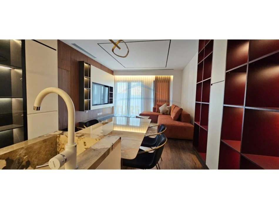 Tirane, jepet me qera apartament 3+1+Ballkon Kati 14, 129 m² 2.500 € (Rezidenca Tirana Garden Building, Rruga e Kavajes)