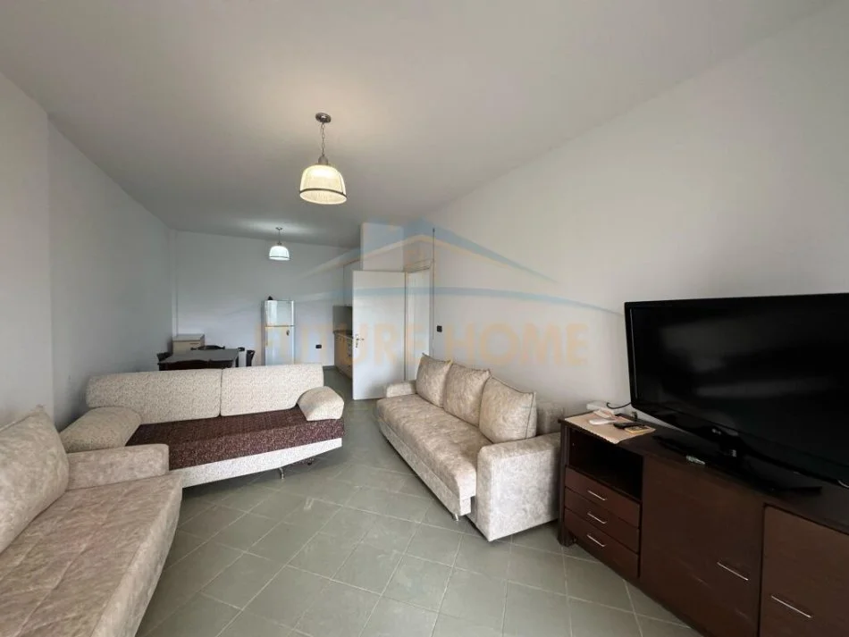 Durres, shitet apartament 1+1+Ballkon Kati 2, 70 m² 92.000 € (qerret kavaje)