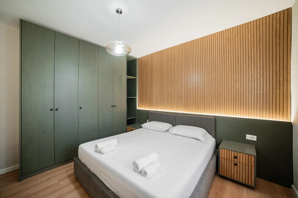 Tirane, shes apartament 2+1+Ballkon Kati 3, 220.000 € 