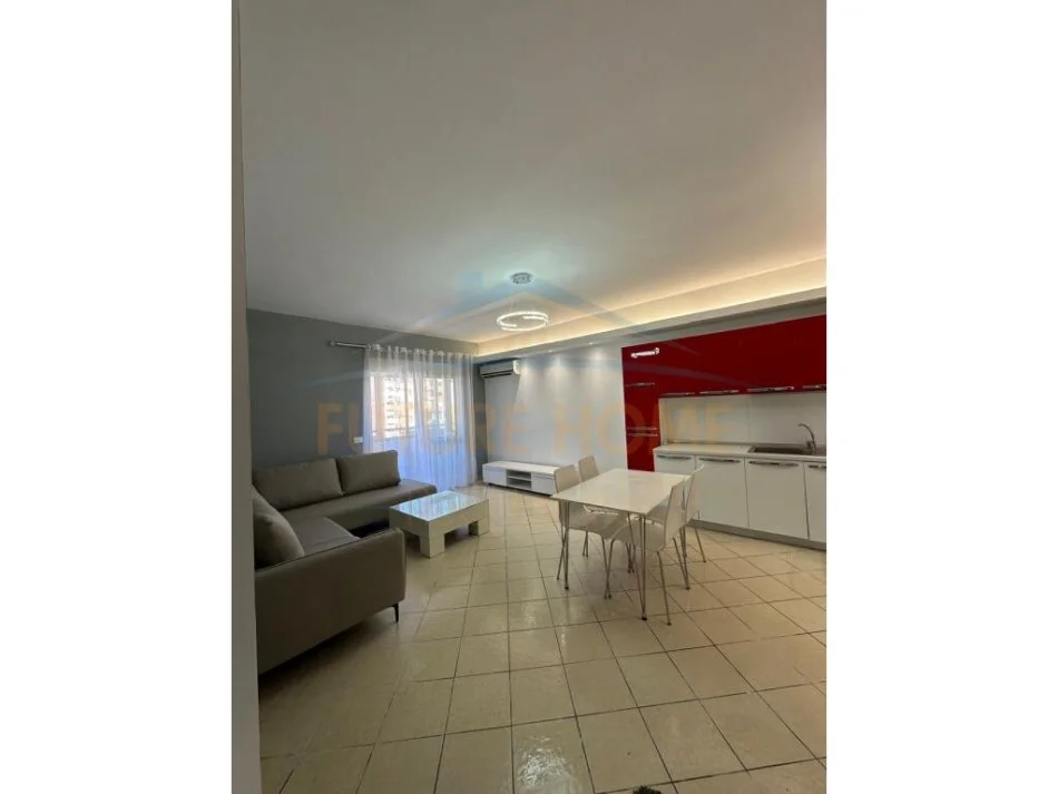 Durres, shitet apartament 1+1+Ballkon Kati 3, 70 m² 145.000 € (Shkembi i Kavajes, Durres)