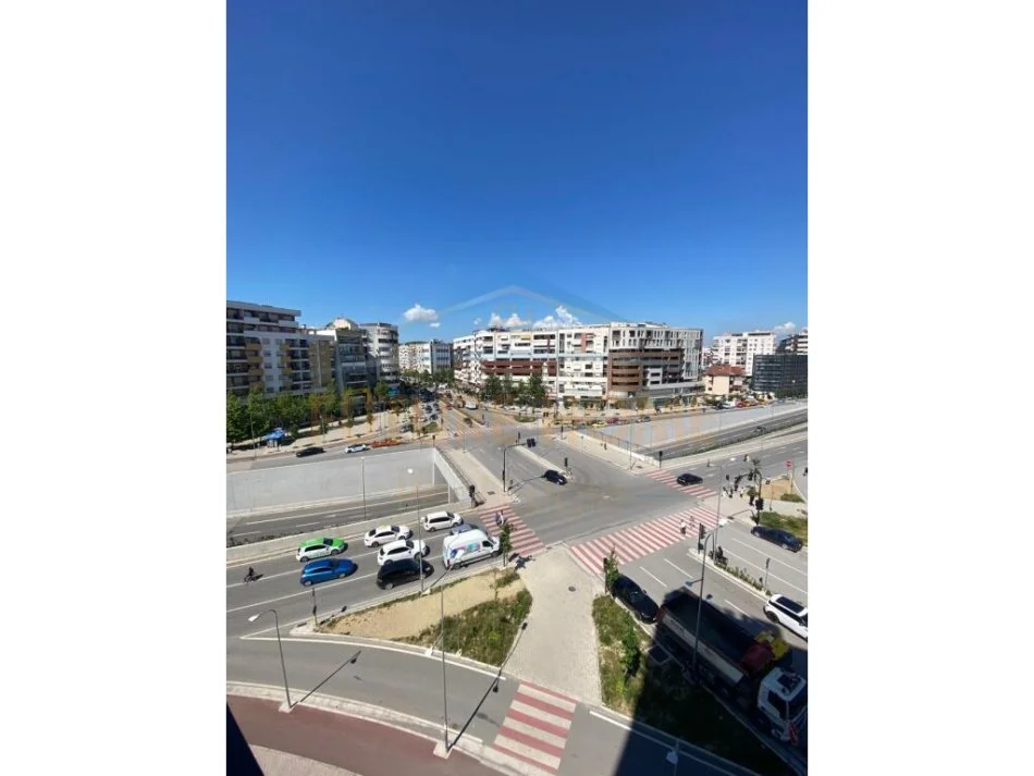 TIRANE ,jepet apartament me qera , kati 5 banim , 130 m2| 600 Euro  { RRUGA TEODOR KEKO }   UNA49945