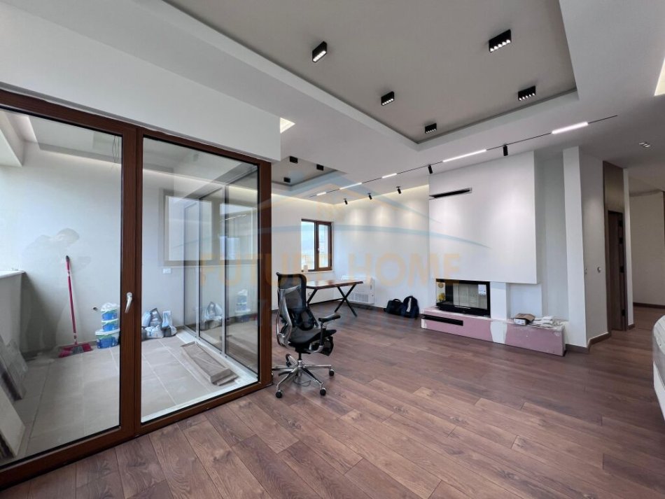 Tirane, jepet me qera apartament 3+1 Kati 2, 164 m² 2.000 € (Green Valley, Liqeni i Thate)