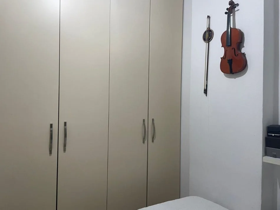 Tirane, jepet me qera apartament 2+1 Kati 2, 93 m² 500 € (rruga Bill Klinton)