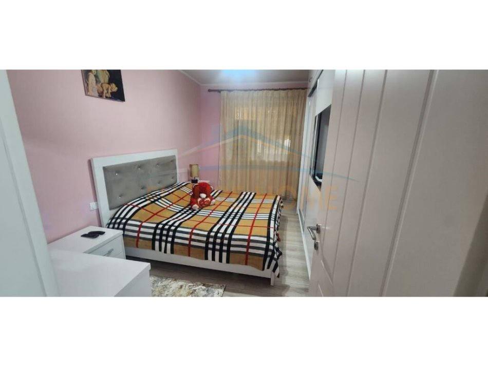 Durres, shitet apartament 1+1 Kati 4, 80 m² 80.000 € (Golem)