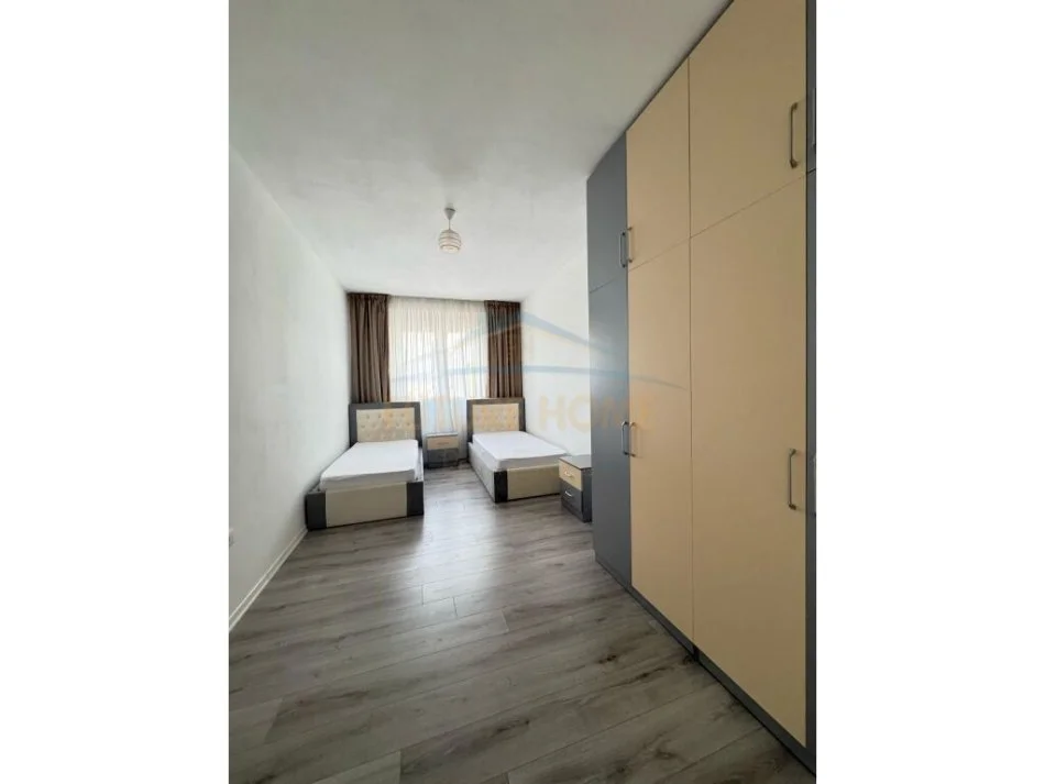 Tirane, jepet me qera apartament 2+1 Kati 2, 102 m² 580 € (Grand Gallery Yzberisht)