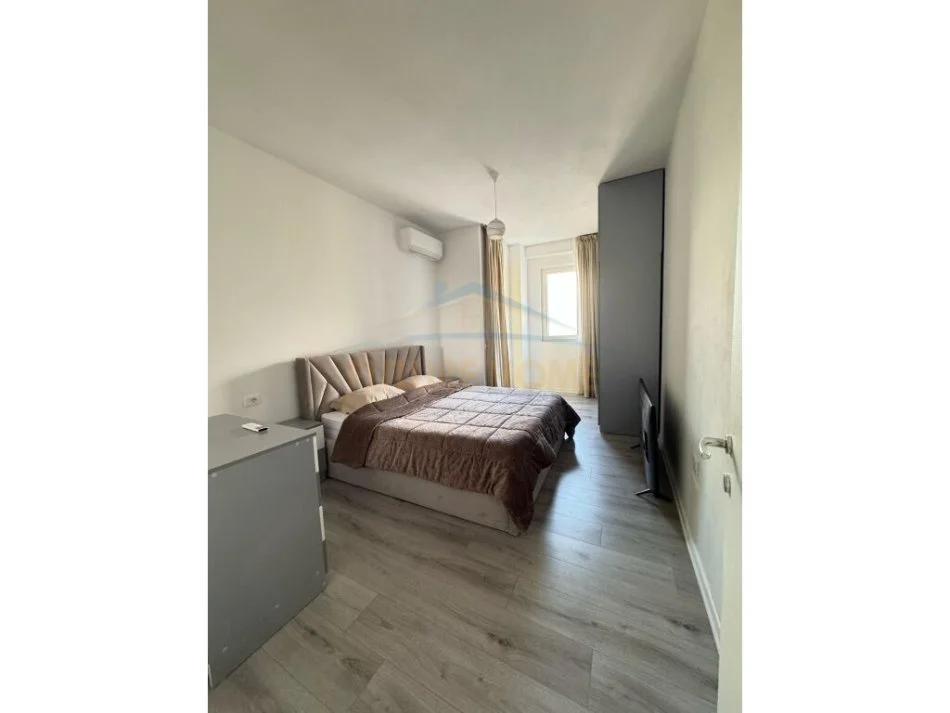 Tirane, jepet me qera apartament 2+1 Kati 2, 102 m² 580 € (Grand Gallery Yzberisht)