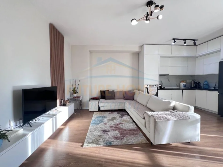 Tirane, shitet apartament 2+1+Ballkon Kati 7, 91 m² 153.000 € (Rruga Hamdi Pepa)