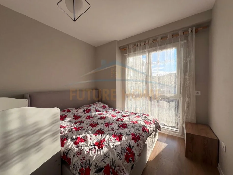 Tirane, shitet apartament 2+1+Ballkon Kati 7, 91 m² 153.000 € (Rruga Hamdi Pepa)