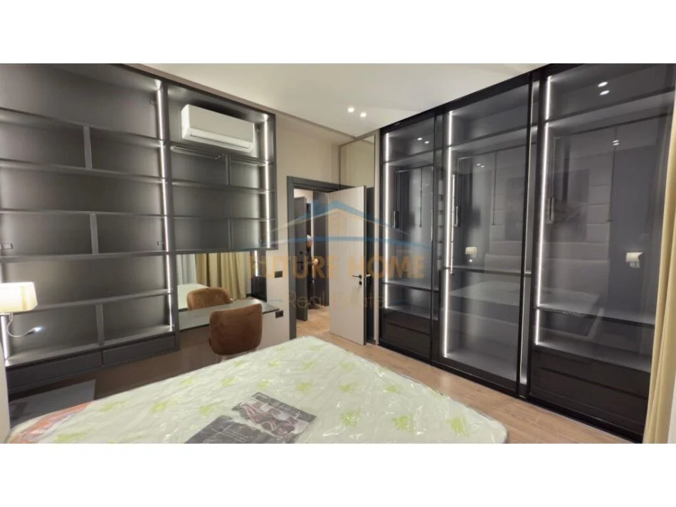 Tirane, jap me qera apartament 1+1 Kati 6, 76 m² 900 € (Rruga e Kavajes)