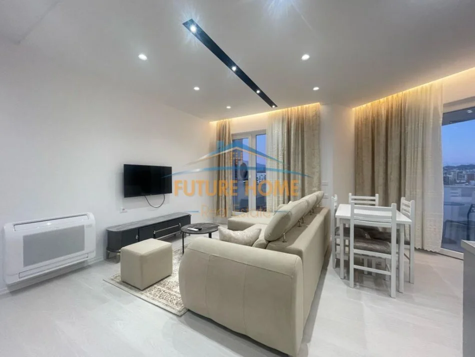 Tirane, jepet me qera apartament 1+1+Ballkon Kati 8, 70 m² 550 € (River Side Residence)