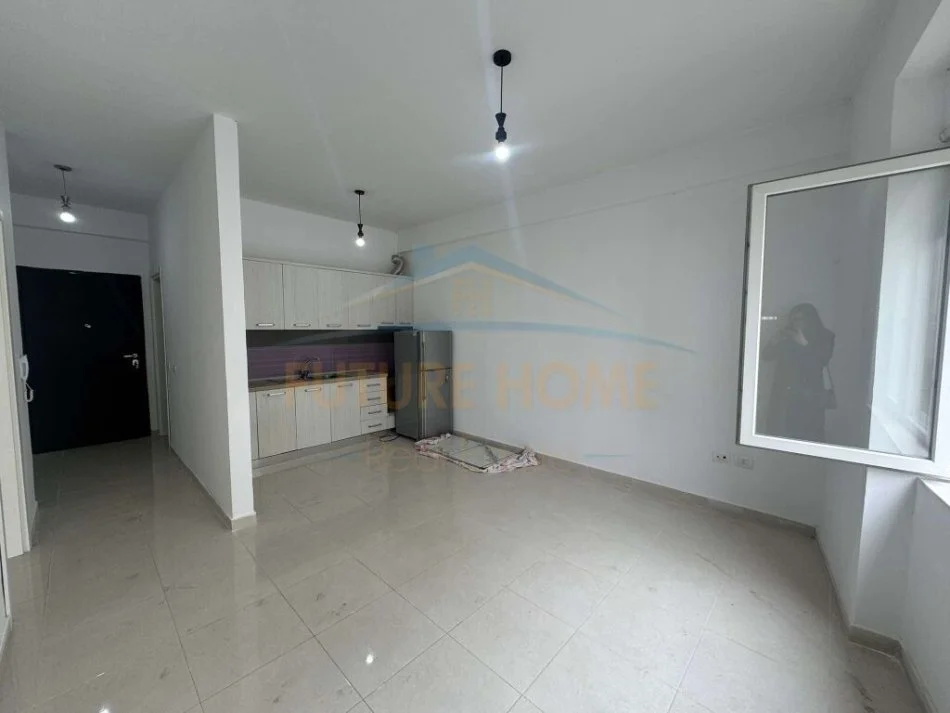 Tirane, shitet apartament 1+1+Ballkon Kati 2, 62 m² 125.000 € (Frosina Plaku)