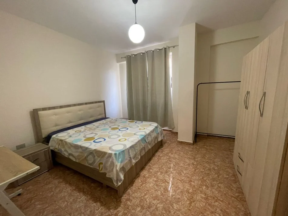 jepet me qera apartament 2+1 tek ura e nisherakut 600 €