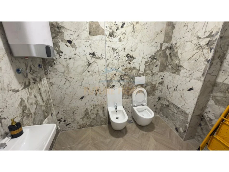 Tirane, jepet me qera apartament 1+1 Kati 1, 96 m² 700 € , PRM50114