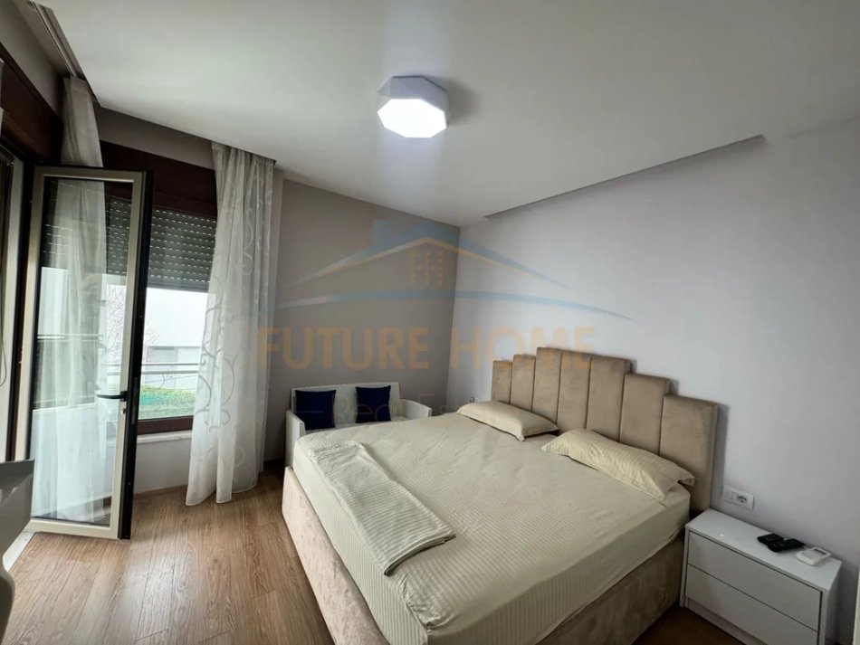 Durres, shitet Vile 3+1+Ballkon Kati 0, 260 m² 450.000 € (Perla Resort, Gjiri i Lalëzit)